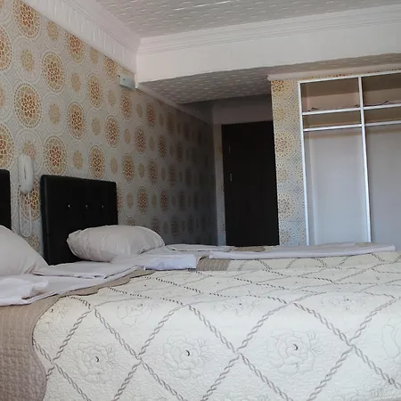 Grand Dogan Hotel *